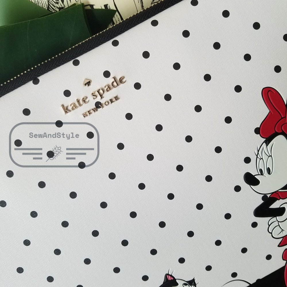 Kate Spade Disney X Kate Spade Minnie Universal Laptop Sleeve Limited Edition - Picture 6 of 11